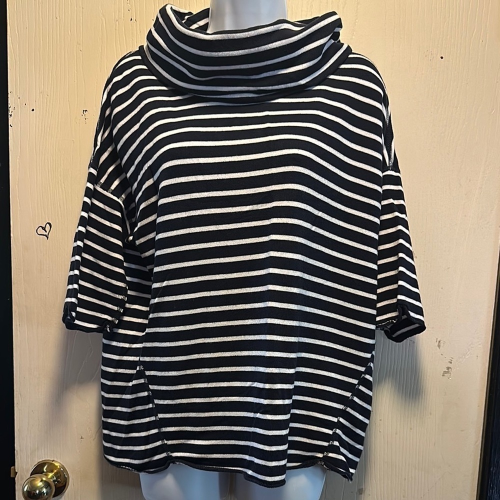Gap M Petite Black & White Striped Roll Neck Top - Relaxed Fit, Short Sleeve - Picture 1 of 12